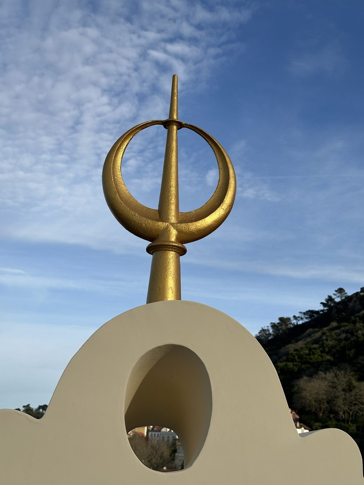 The Crescent — A gilded lunar crescent crowns the pavilion — the Nasrid sky over Sintra.